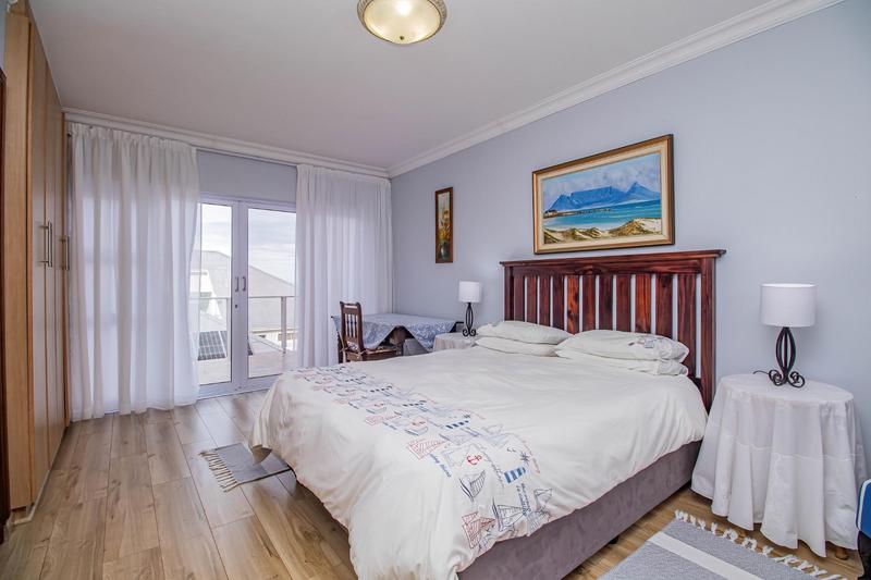 9 Bedroom Property for Sale in Outeniqua Strand Western Cape